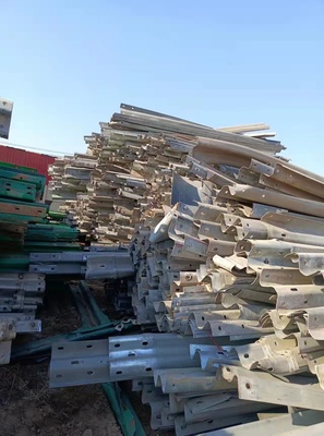 遼寧常年高價(jià)回收新舊護(hù)欄板